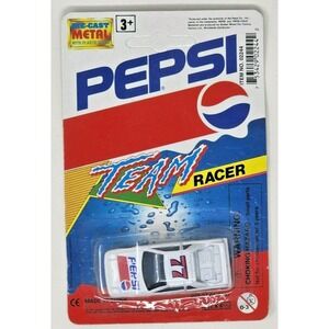 Vintage 1993 Golden Wheel Pepsi Team Racer Pontiac Fiero #77 Die-Cast Car HW16